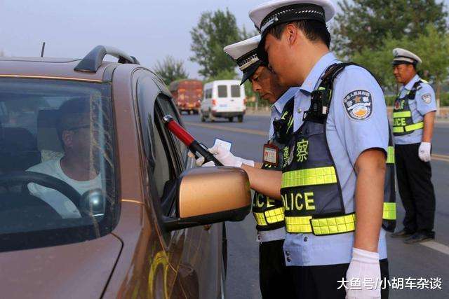 這五種情況追尾，后車沒有半點責(zé)任！