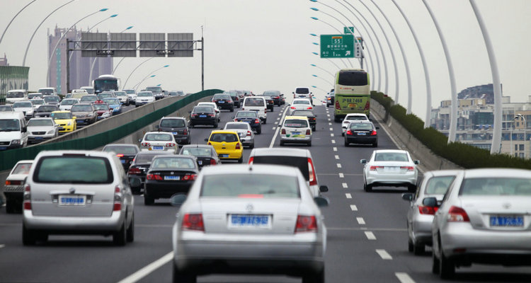 機(jī)動車一次記12分的違法行為有哪些