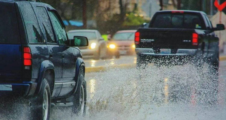 貼完改色膜下雨了怎么辦