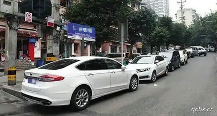 汽車被刮了找不到人怎么走保險(xiǎn)