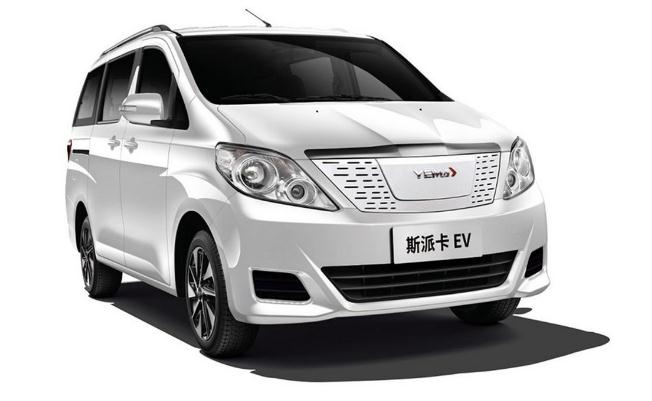 2021款野馬斯派卡EV，運動型車身更辣眼