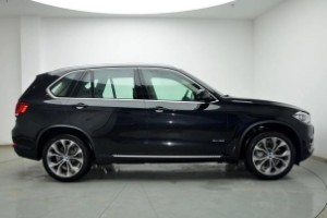 xc90和x5哪個(gè)好 x5動(dòng)力更強(qiáng)(車(chē)身長(zhǎng)達(dá)5米)