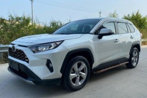 榮放RAV4分期首付多少錢 分期首付4萬(36期月供3194元)