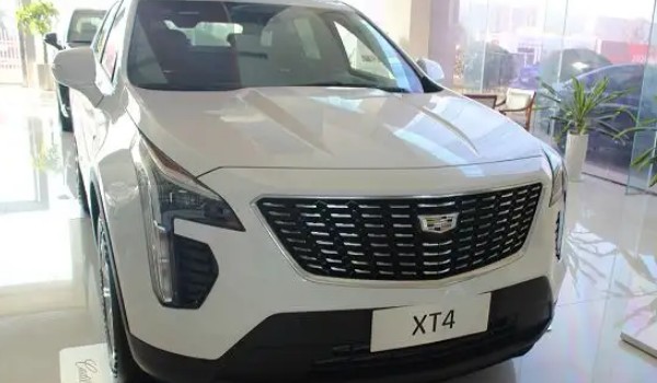 凱迪拉克xt4這款車到底怎么樣 搭載2.0T發(fā)動機(百公里油耗10L)