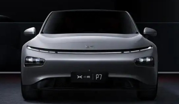 小鵬P7電動(dòng)汽車(chē)價(jià)格及圖片 2022小鵬P7新車(chē)23萬(wàn)一臺(tái)(落地24萬(wàn))