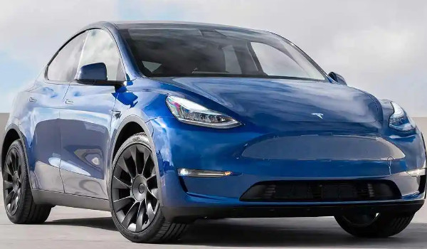 model y 2022款價(jià)格 2022款model y售價(jià)28萬(分期首付8萬)