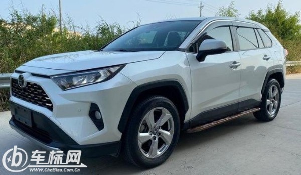 榮放RAV4分期首付多少錢 分期首付4萬(36期月供3194元)