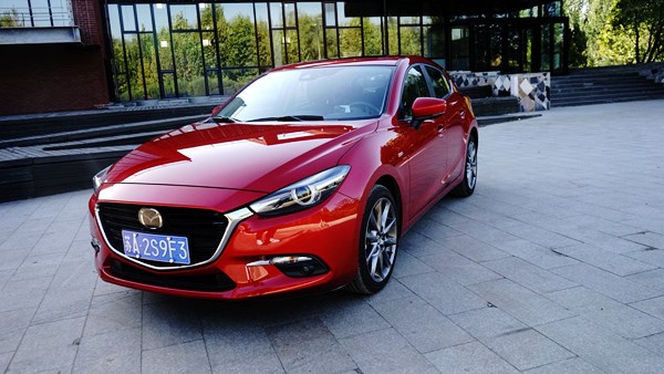 年輕夠范兒 試駕新Mazda3 Axela昂克賽拉